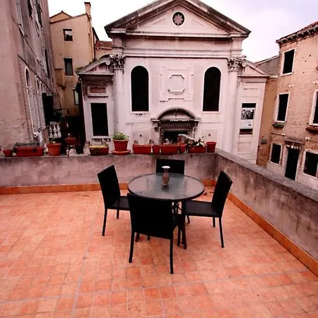 Grifone Santa Croce Train Station