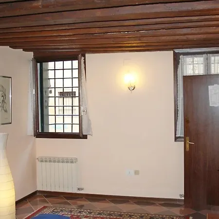 Grifone Santa Croce Train Station Appartement